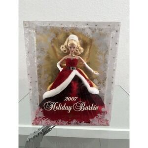 Barbie Doll New In Box. Holiday 2007 Barbie Doll